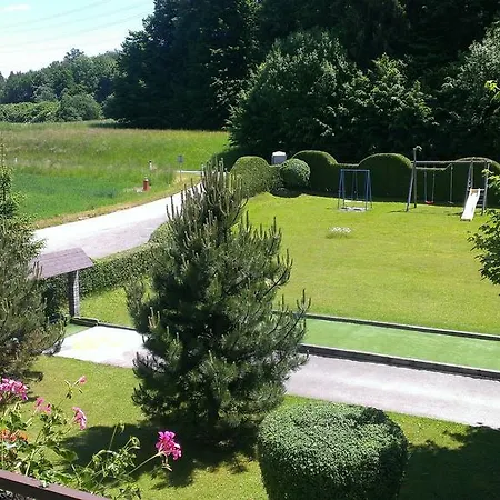 Miklautz ゲストハウス 3*